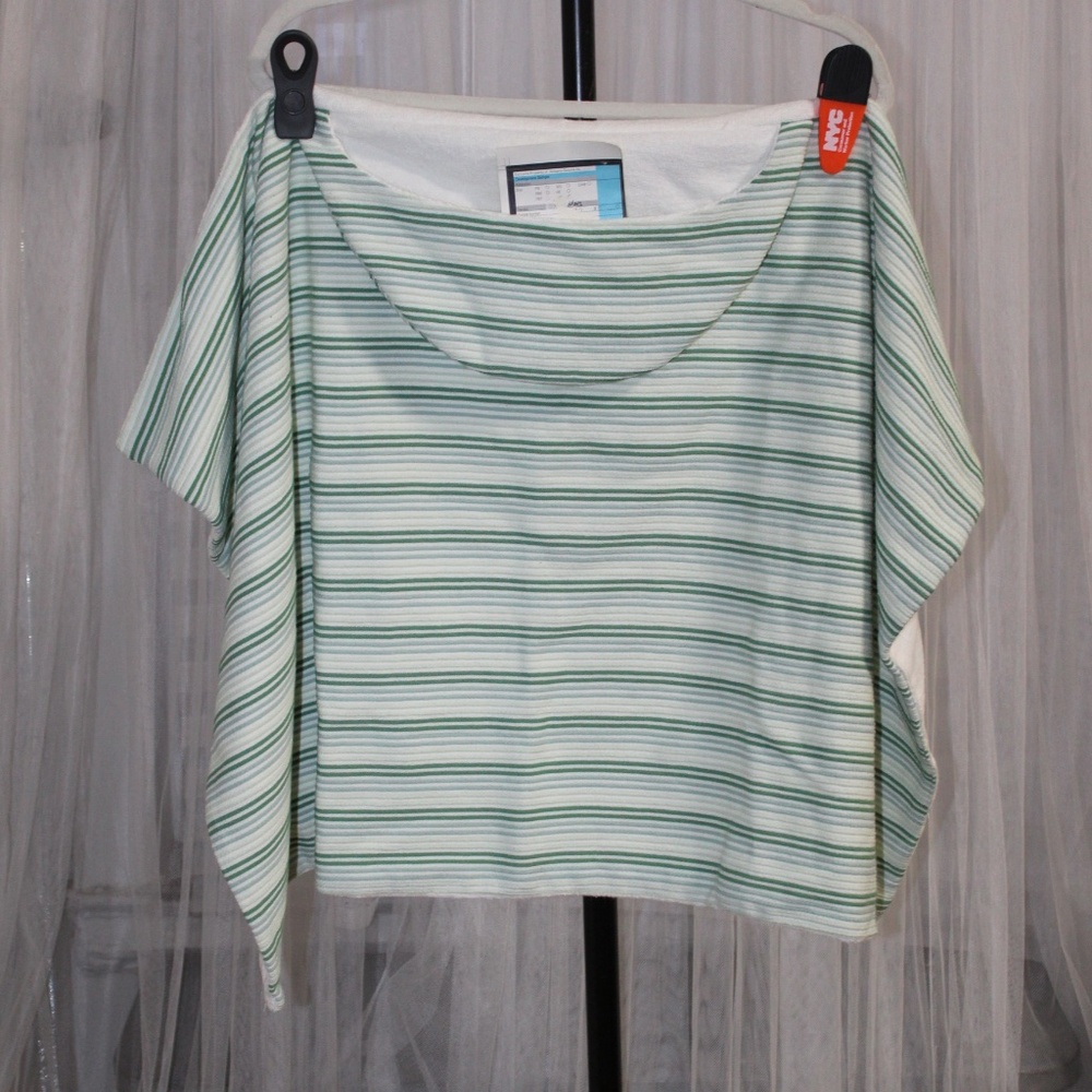Williams Sonoma Hooded Wrap Towel – Green & Ivory Stripe